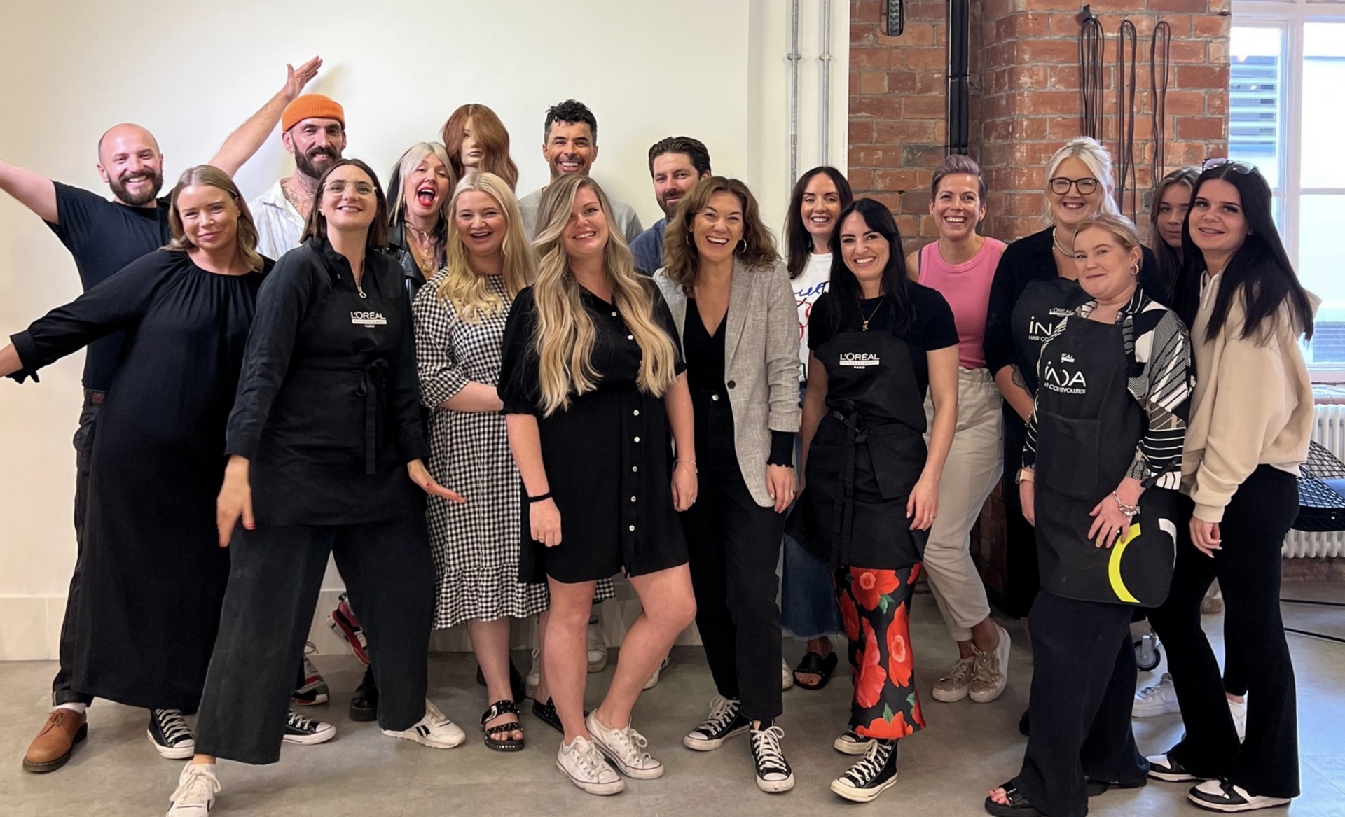 ​Foiliage classes, Navigating Grey Education and online ‘Utlising Grey’ blending guides all booked through L’Oreal Access.